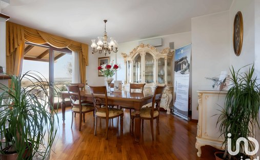Villa in Campocavallo - San Sabino, Osimo, Marken 1