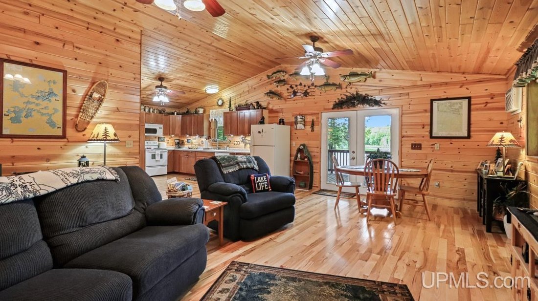House in Watersmeet, Wisconsin, United States 4 - 18309662