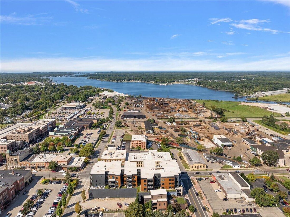 Condo in Holland, Michigan, United States 5 - 18308265