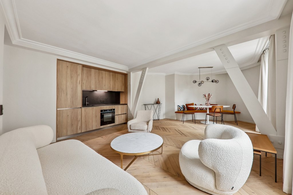 Apartment in Ternes-Maillot, Paris 17e Arrondissement, Paris 1 - 18310233