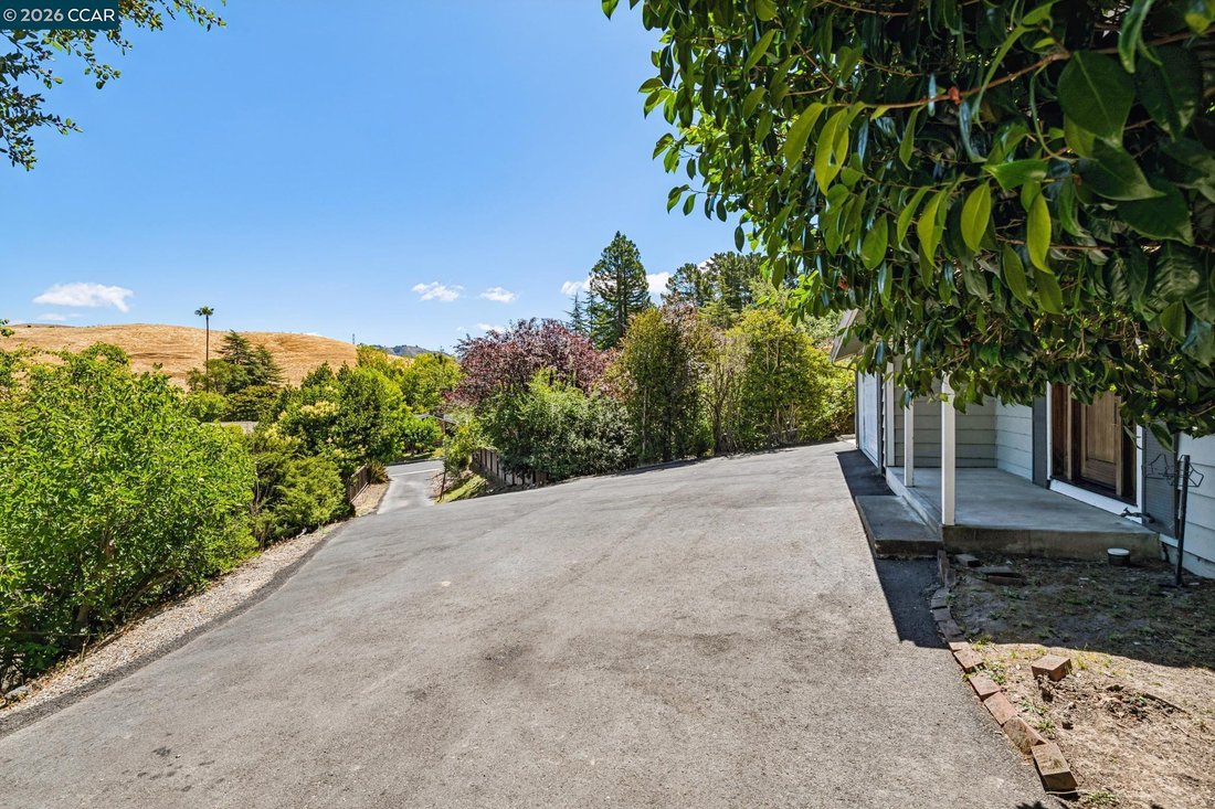 House in Moraga, California, United States 5 - 18186060