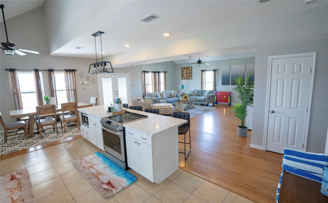 House in Bolivar Peninsula, Texas, United States 5 - 18316412