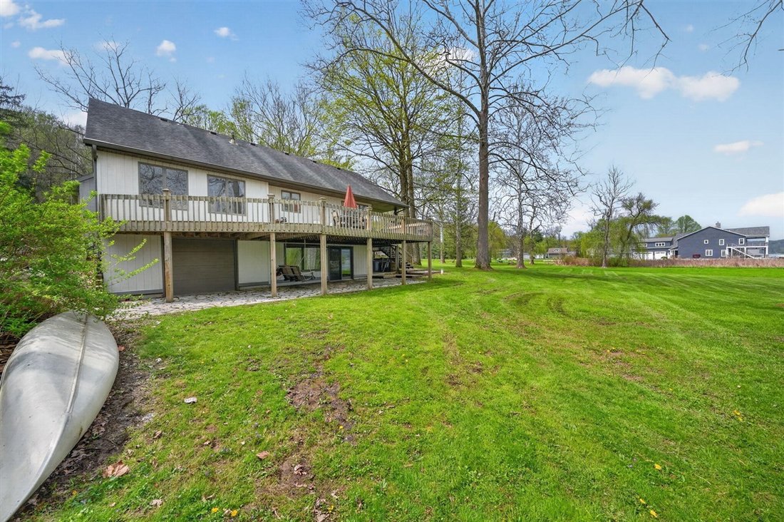House in Cassopolis, Michigan, United States 1 - 18309120