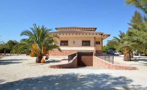 House in Callosa de Segura, Valencian Community, Spain 1