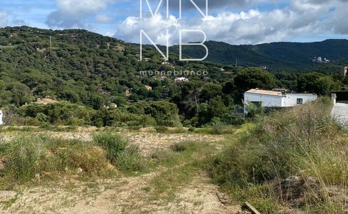 Land in Sant Andreu de Llavaneres, Catalonia, Spain 1