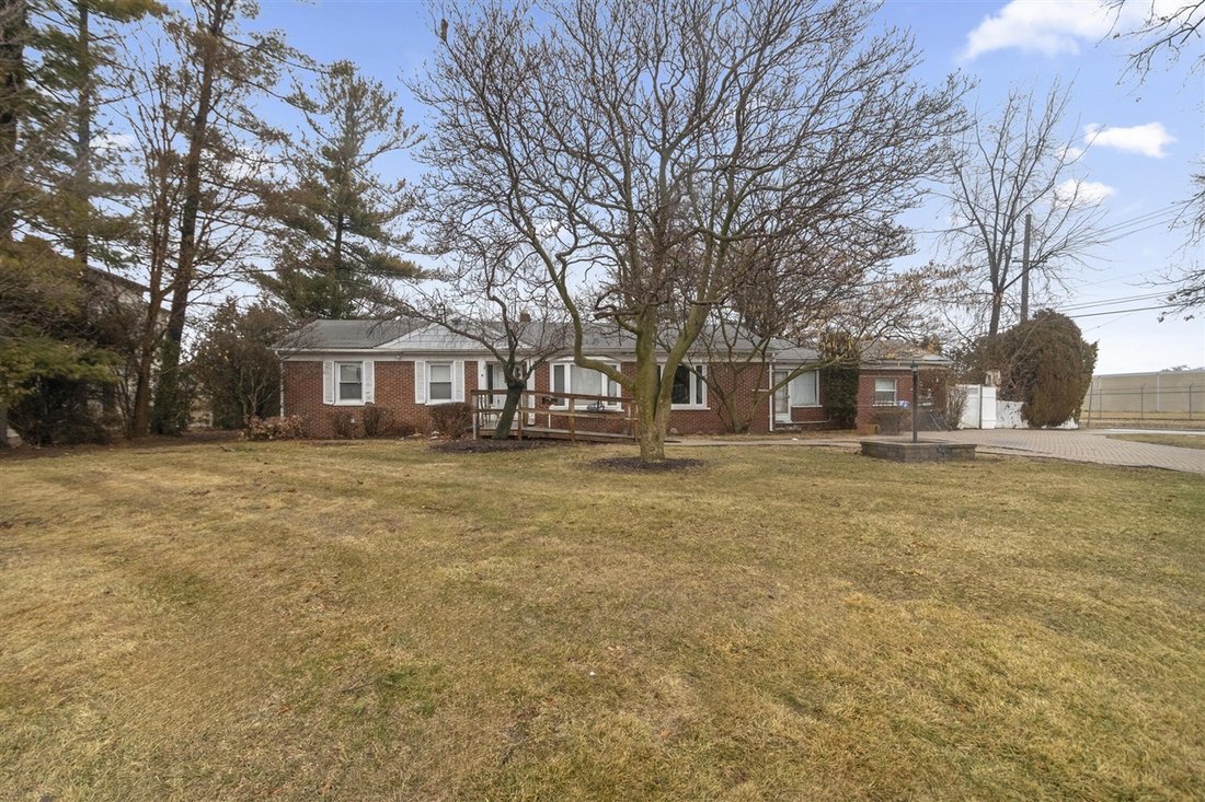 House in Dearborn, Michigan, United States 2 - 18310007