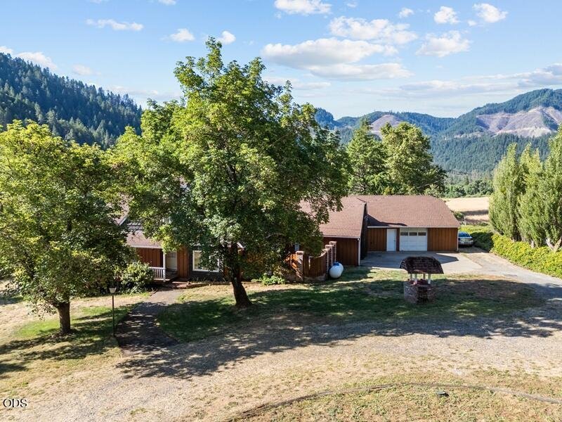 House in Rogue River, Oregon, United States 2 - 18311692