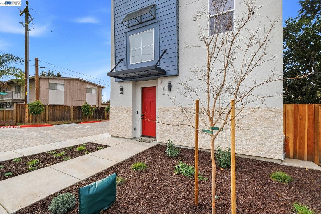 Townhouse in Newark, California, United States 3 - 17154174