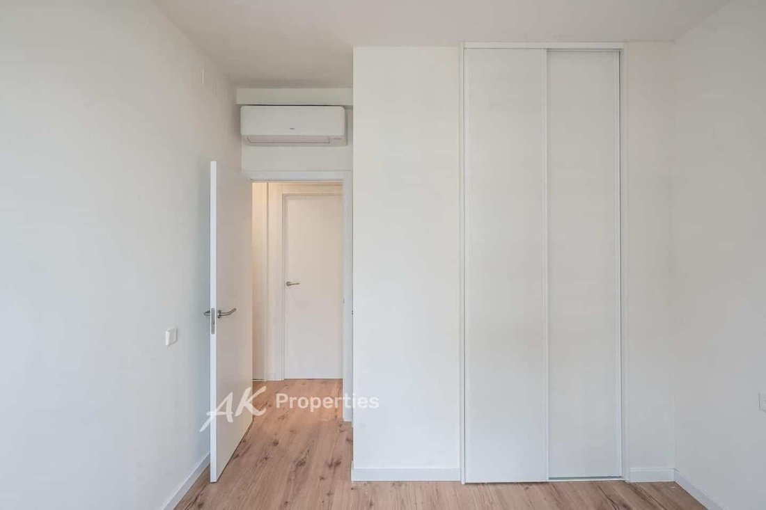 Apartment in Eixample, Barcelona, Spain 4 - 18313032