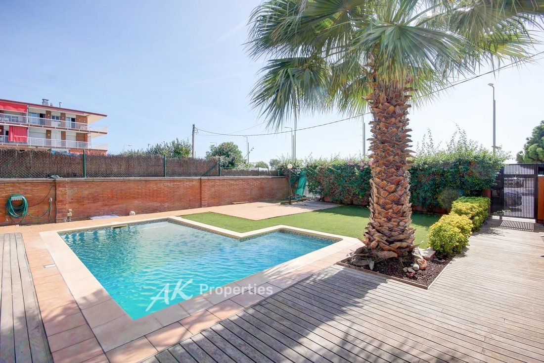 House in Castelldefels, Catalonia, Spain 2 - 18312843