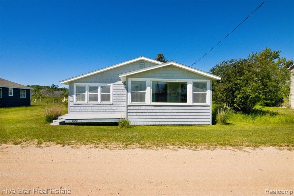 House in Onekama, Michigan, United States 3 - 18308117