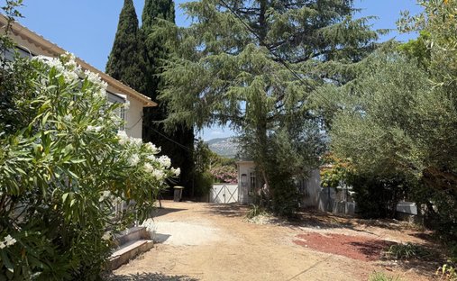Haus in Le Faron-Fort-Rouge, Toulon, Frankreich 1