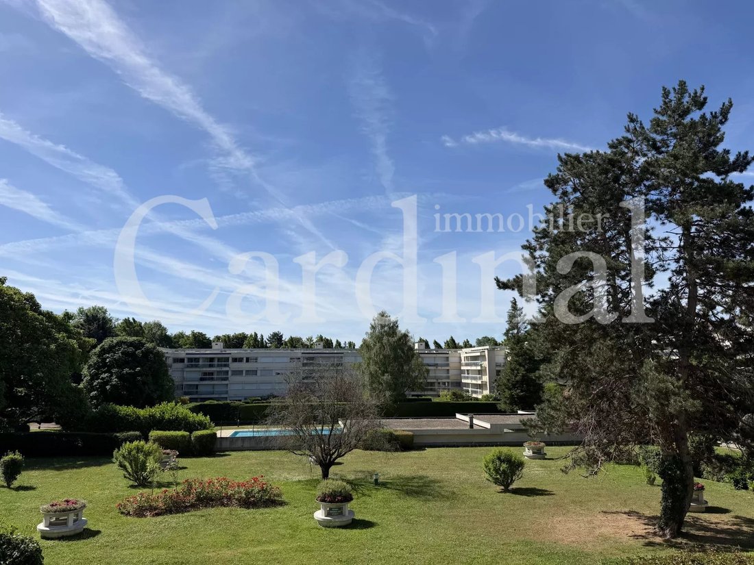 Apartment in Bailly, Ile-de-France, France 1 - 18310206
