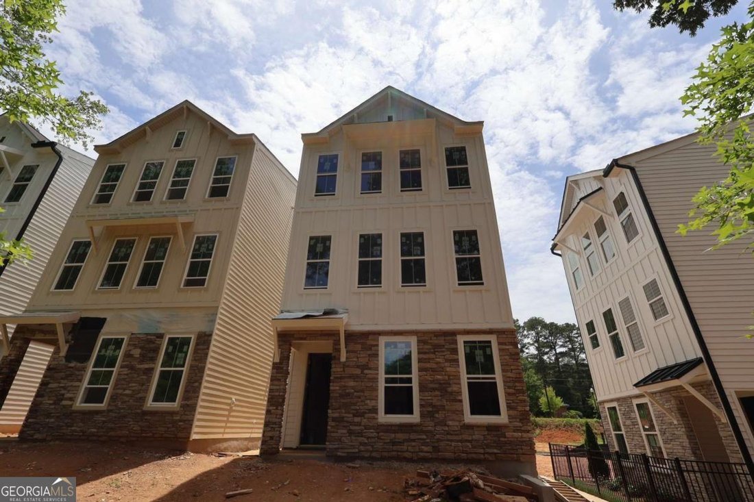 Townhouse in Scottdale, Georgia, United States 2 - 18316278
