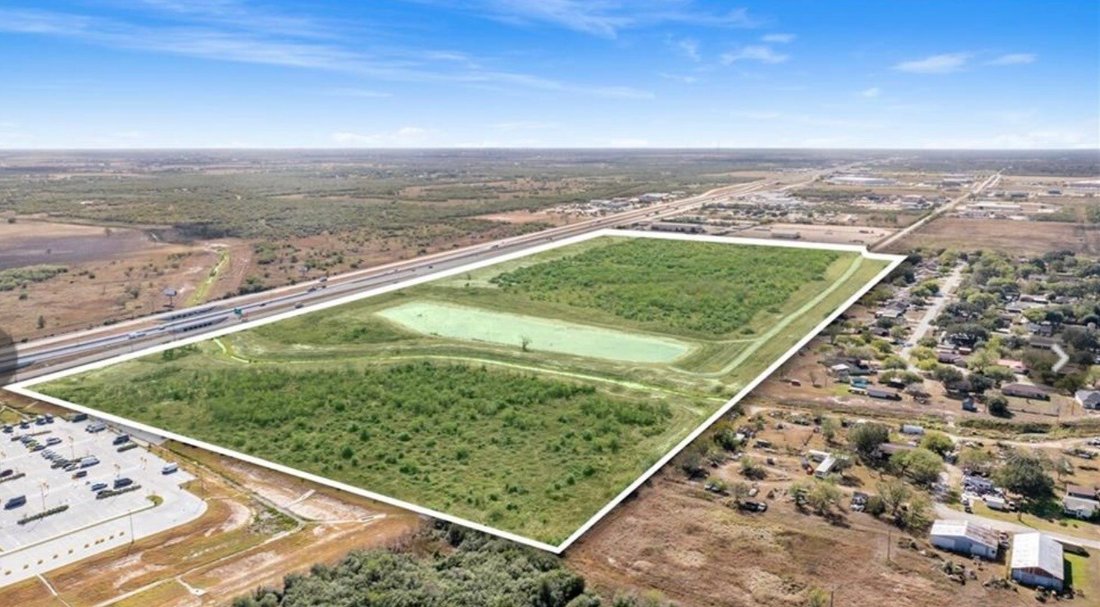 Land in Victoria, Texas, United States 1 - 18313567