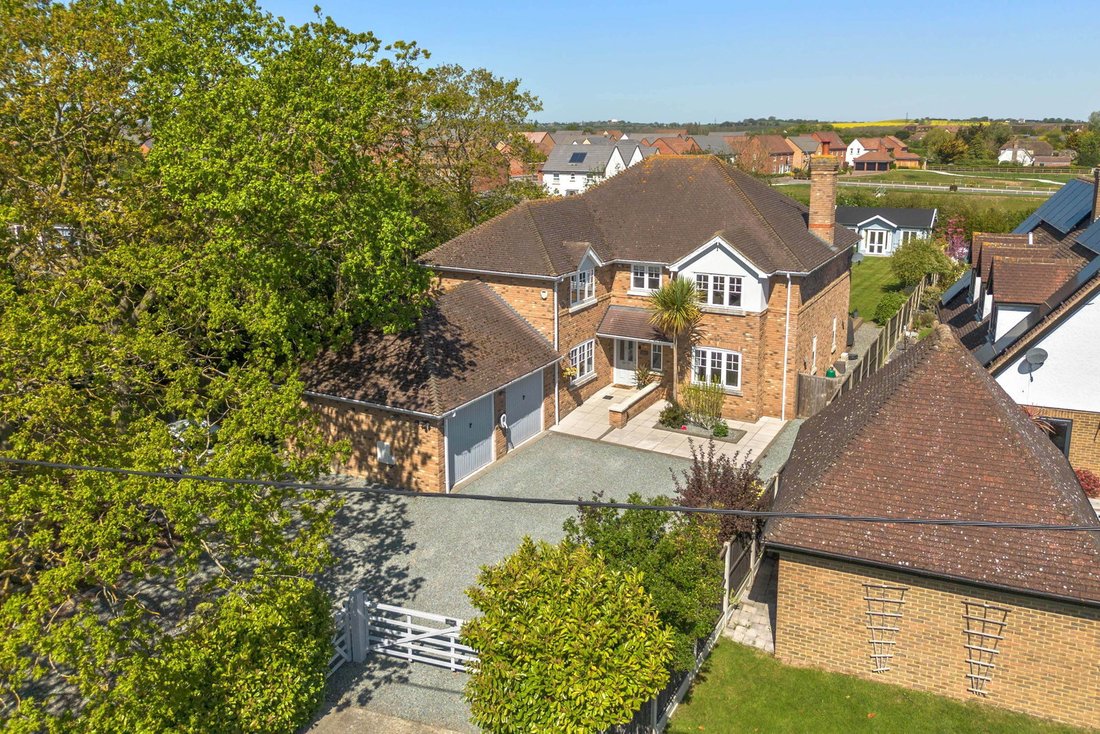 House in North Fambridge, England 1 - 17779685