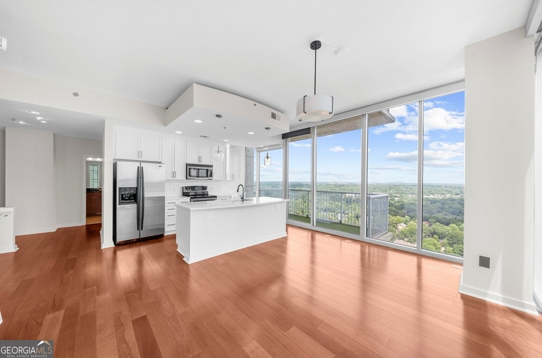 Condo in Atlanta, Georgia, United States 1 - 18268382