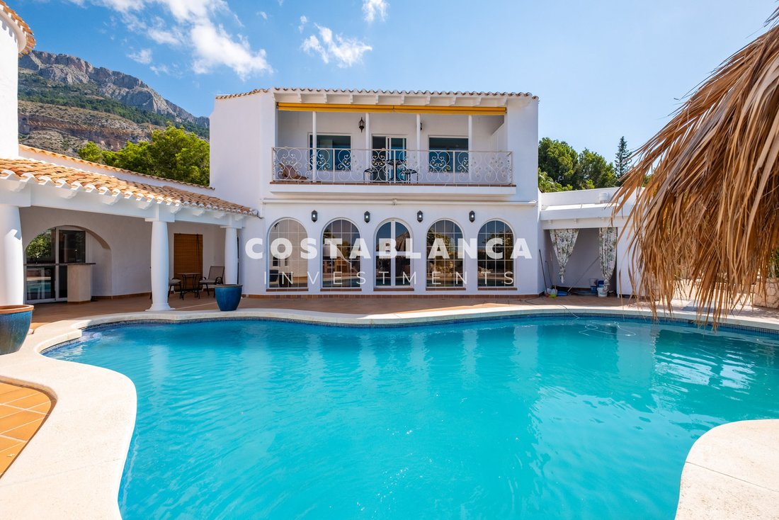 Villa in Altea, Valencian Community, Spain 2 - 18310410