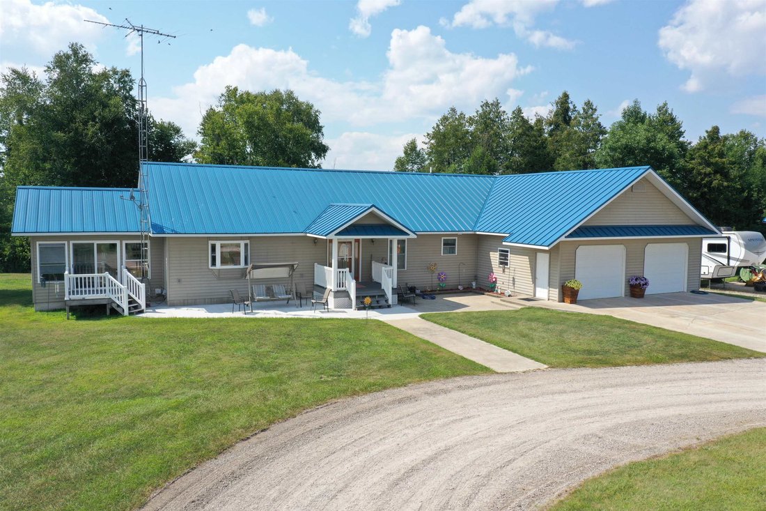 House in West Branch, Michigan, United States 2 - 18309866