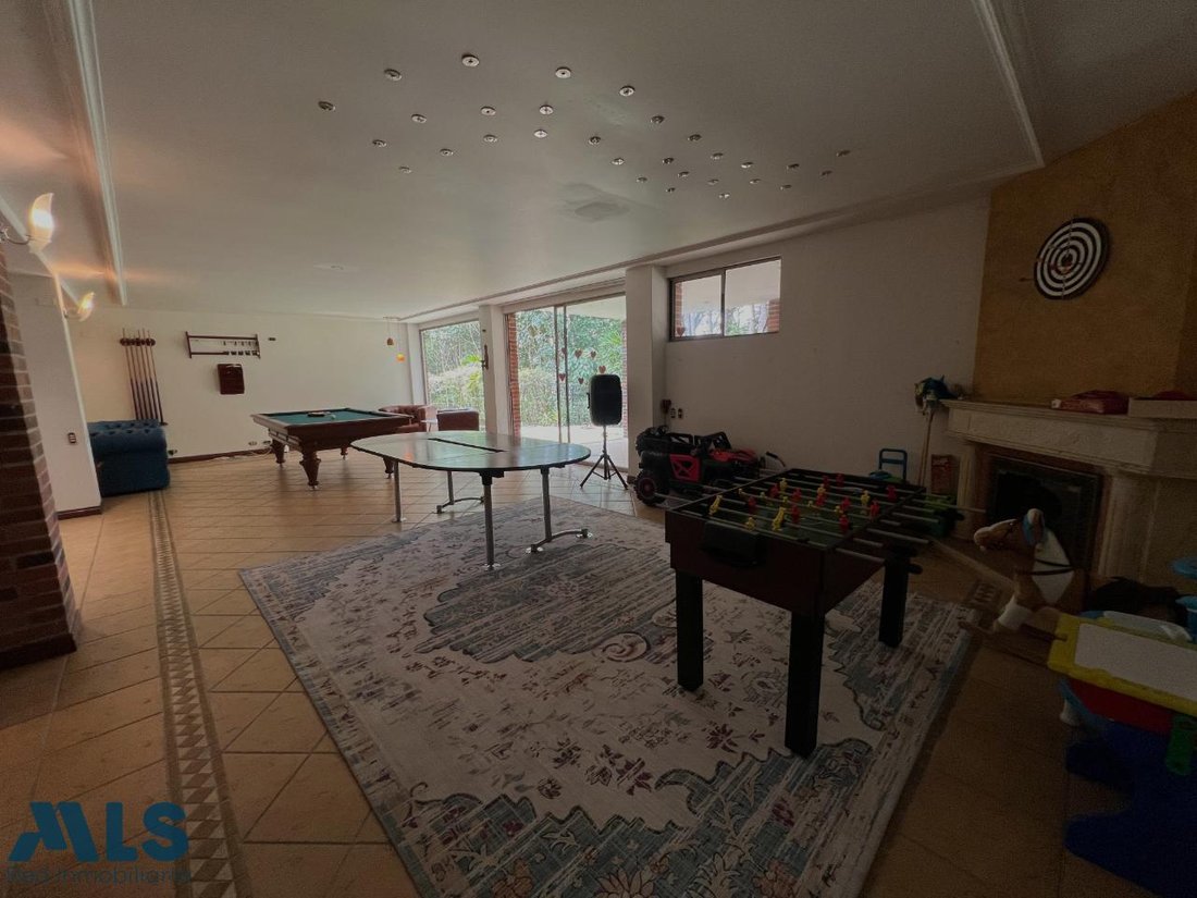 House in Medellín, Antioquia, Colombia 2 - 18316270