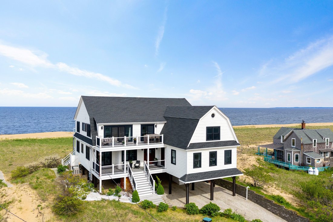 House in Newbury, Massachusetts, United States 2 - 18212971