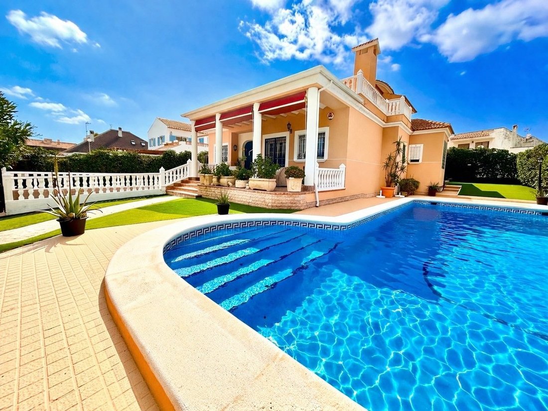 House in Torrevieja, Valencian Community, Spain 2 - 18314882