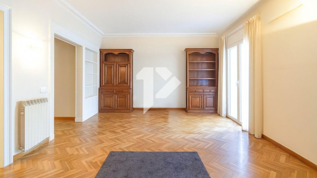Apartment in Sarrià-Sant Gervasi, Barcelona, Spain 4 - 18313009