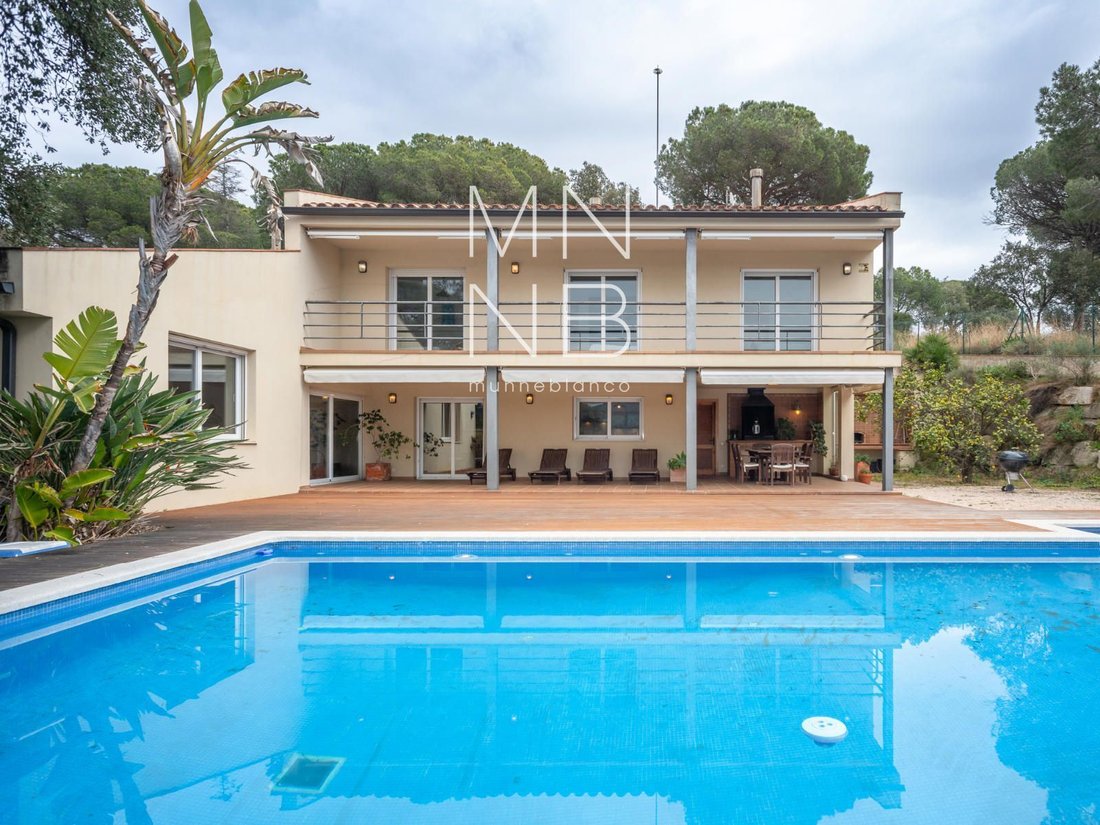 Villa in Cabrera de Mar, Catalonia, Spain 2 - 18312608