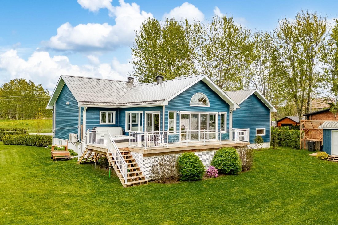 House in Lambton, Quebec, Canada 5 - 18314177