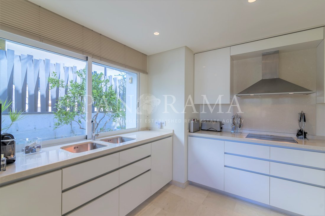 Villa in Marbella, Andalusia, Spain 5 - 18314063