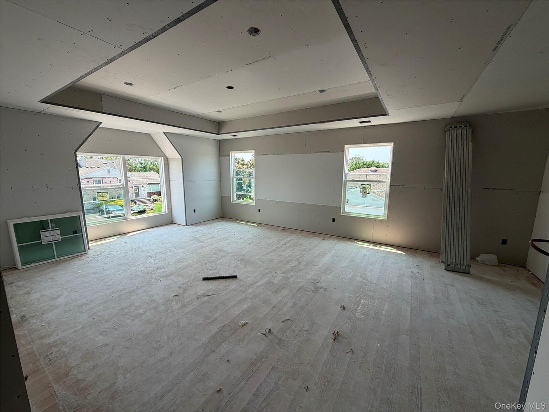 House in Massapequa Park, New York, United States 5 - 16978622