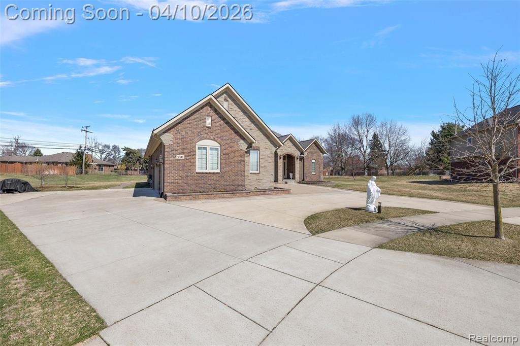 House in Rochester Hills, Michigan, United States 3 - 18309849
