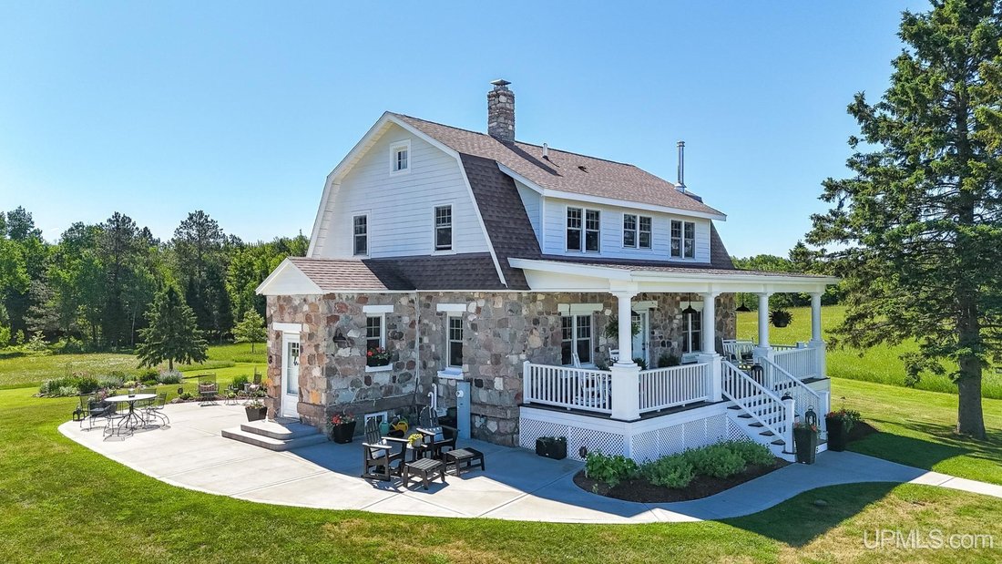 House in Hurley, Wisconsin, United States 3 - 18309735