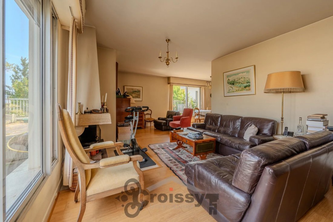 Penthouse in Vieux Croissy, Croissy-sur-Seine, France 5 - 18310527