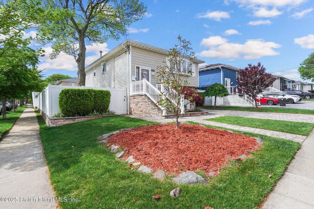 House in New York, New York, United States 4 - 18313618