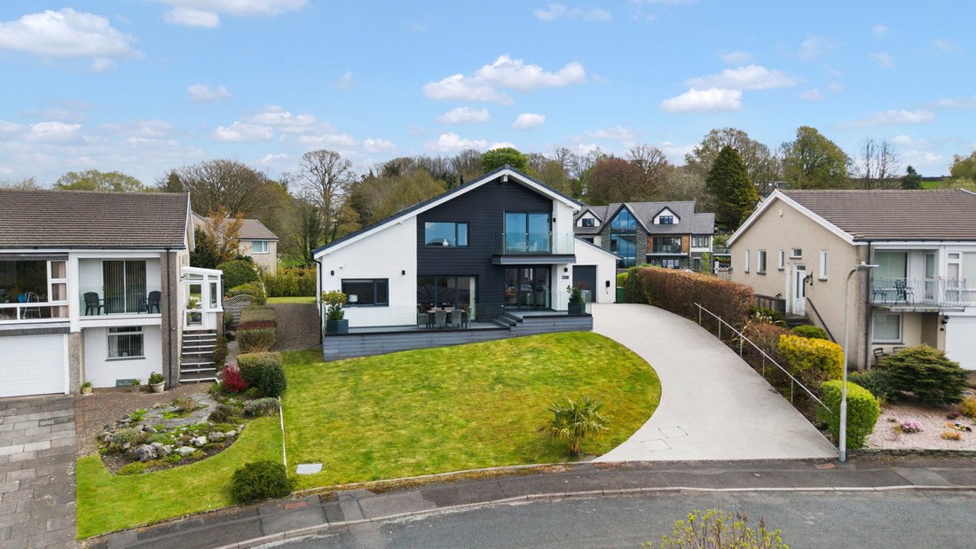 House in Windermere, England 2 - 17779643