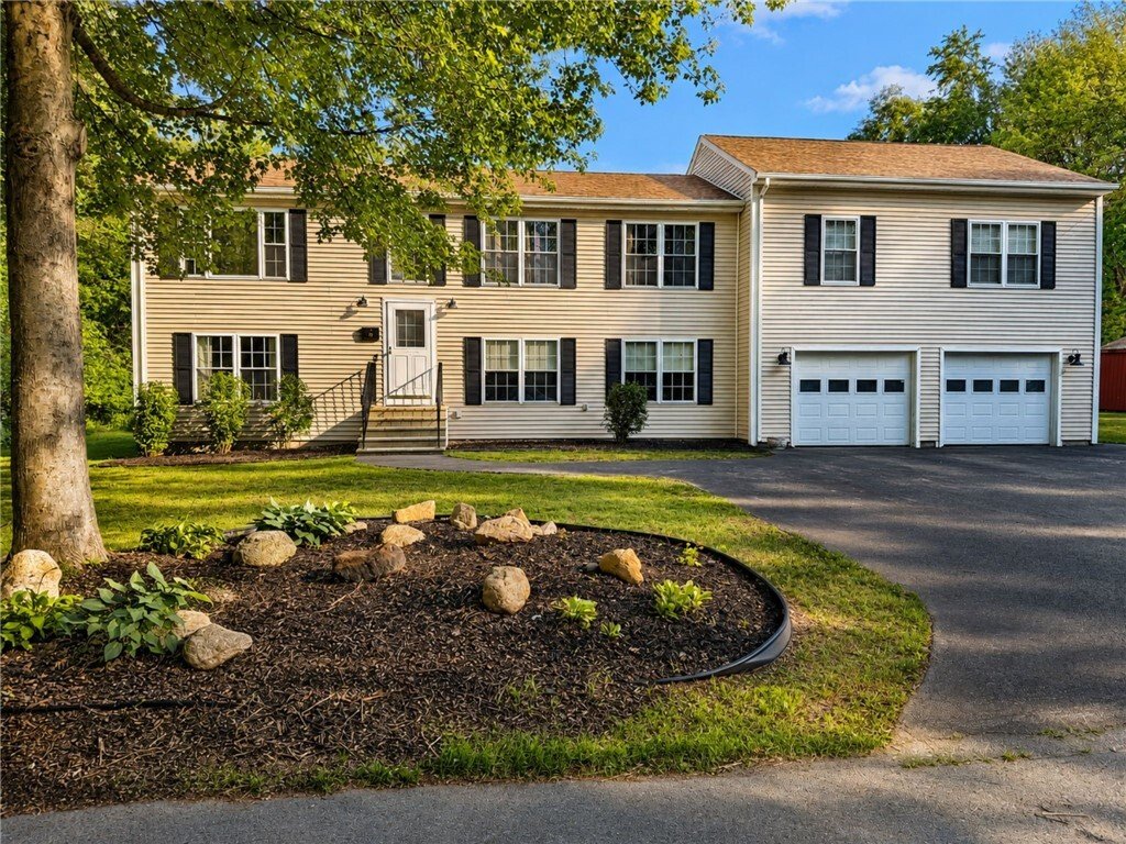 House in Coventry, Rhode Island, United States 2 - 18313284