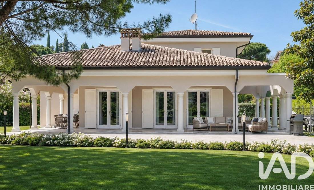 Villa in Historic Center, Padenghe sul Garda, Lombardy 3 - 18315143