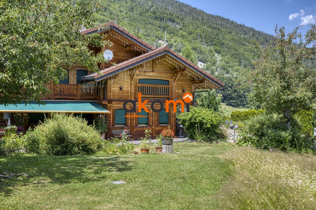 Chalet in Saint-Jean-de-Sixt, Auvergne-Rhône-Alpes, France 3 - 16802910