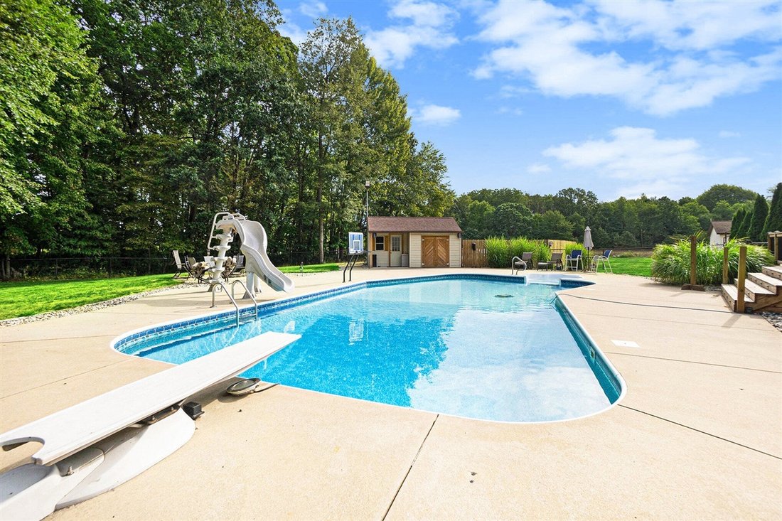 House in Fremont, Michigan, United States 4 - 18309293