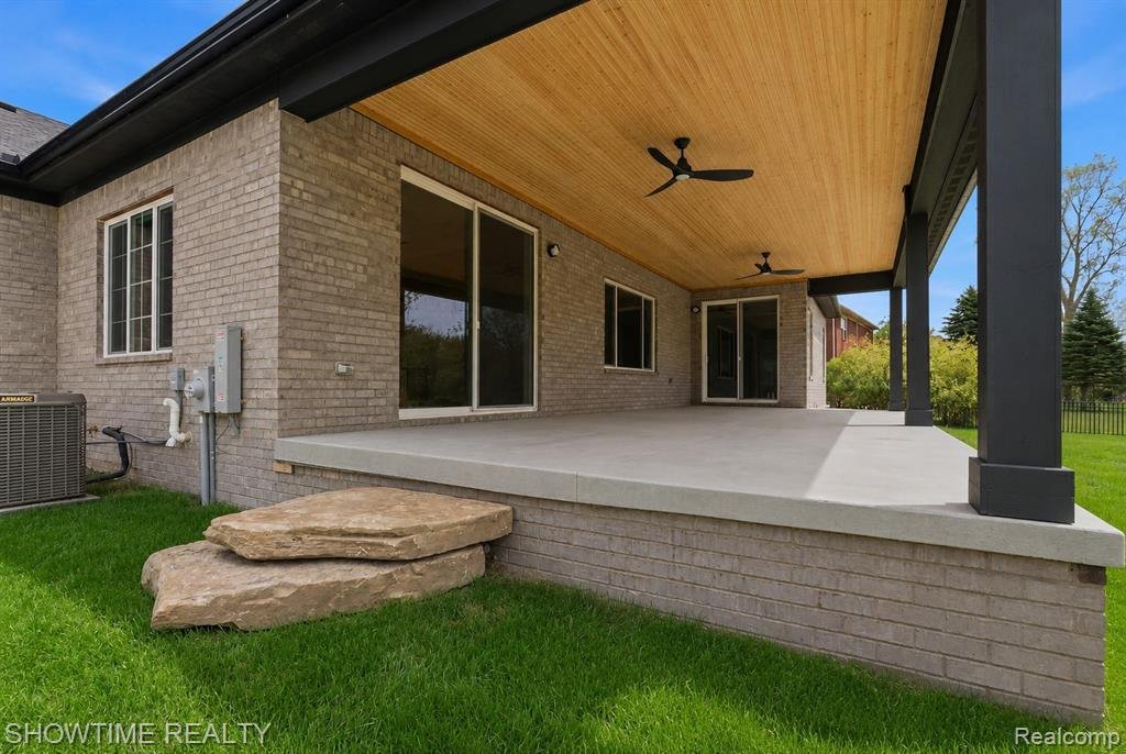 House in Richmond, Michigan, United States 4 - 18308133