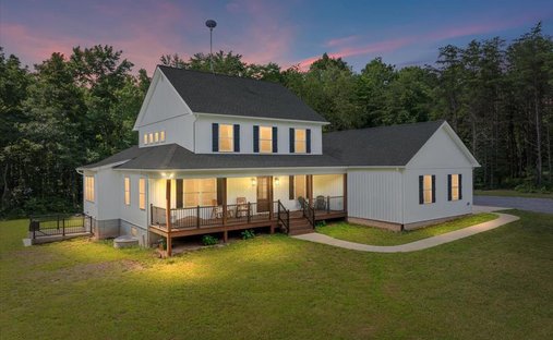 House in Berkeley Springs, West Virginia, United States 1