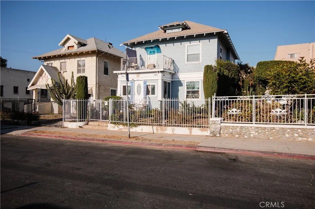 Condo in Los Angeles, California, United States 1 - 18316163