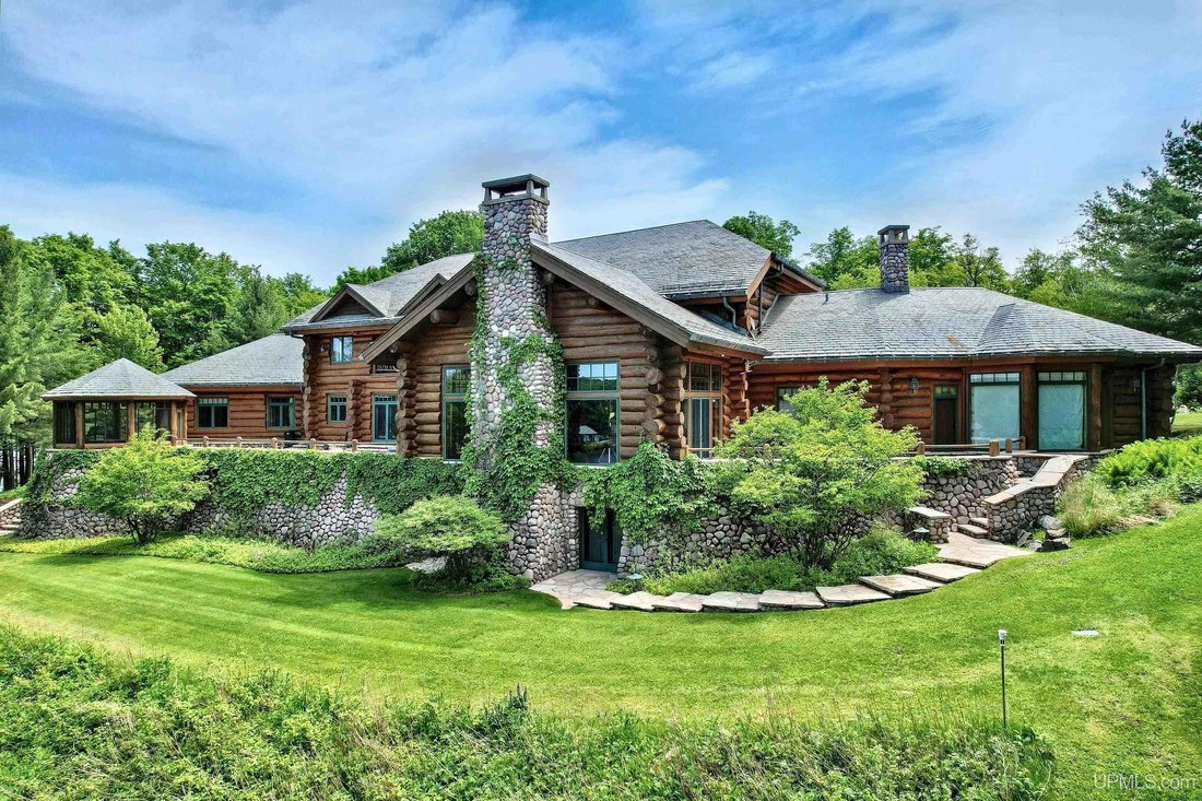 House in Watersmeet, Wisconsin, United States 1 - 18309434