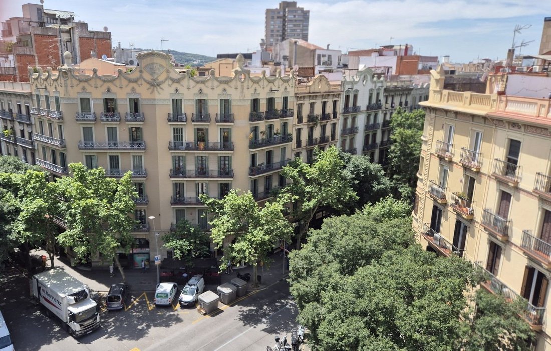 Apartment in Eixample, Barcelona, Spain 1 - 18312075