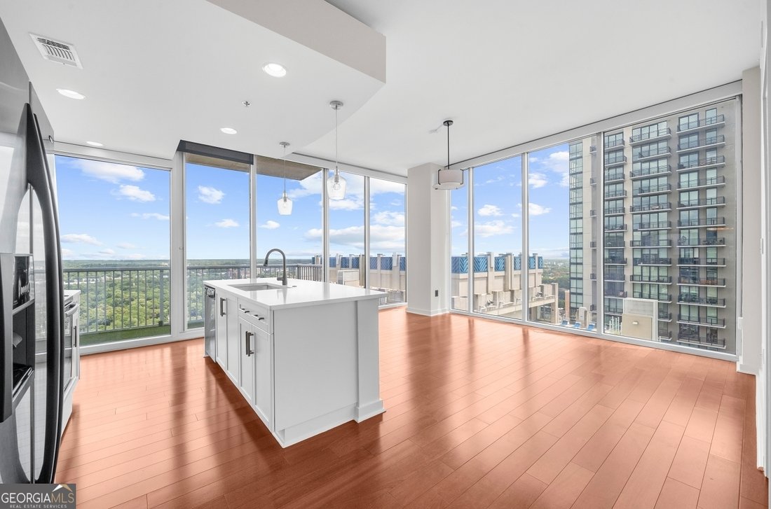Condo in Atlanta, Georgia, United States 3 - 18268382