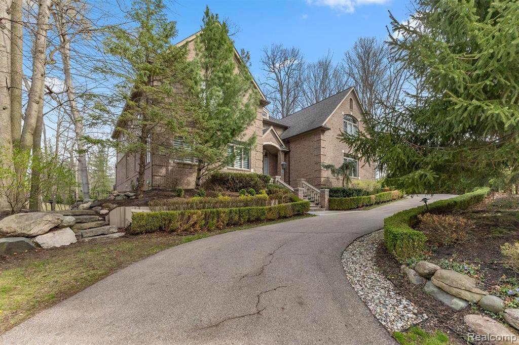 House in Novi, Michigan, United States 5 - 18308326
