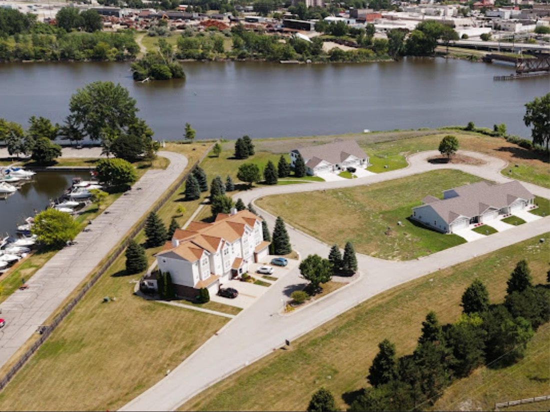 Condo in Bay City, Michigan, United States 1 - 18308139
