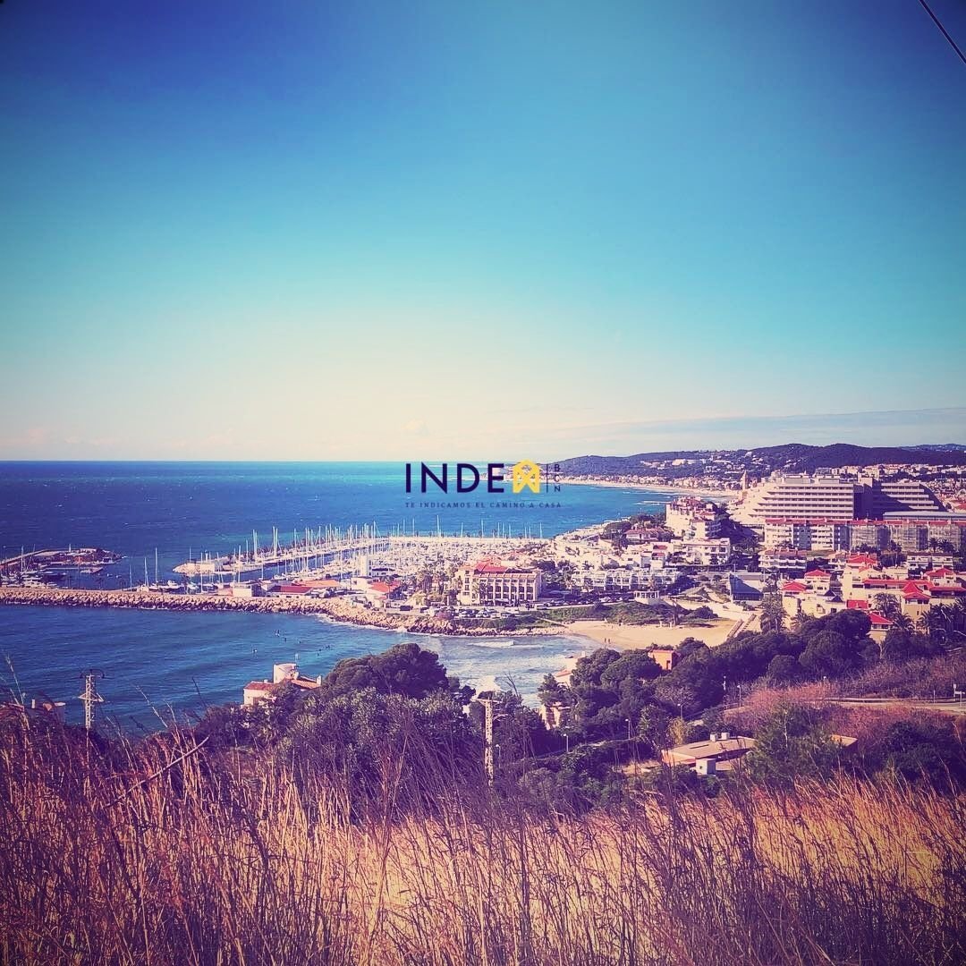 Land in Sitges, Catalonia, Spain 3 - 18311865