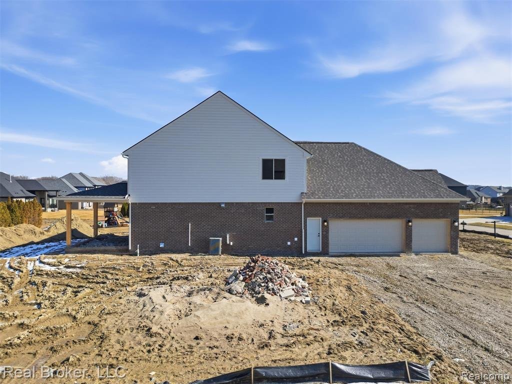 House in New Baltimore, Michigan, United States 5 - 18309338